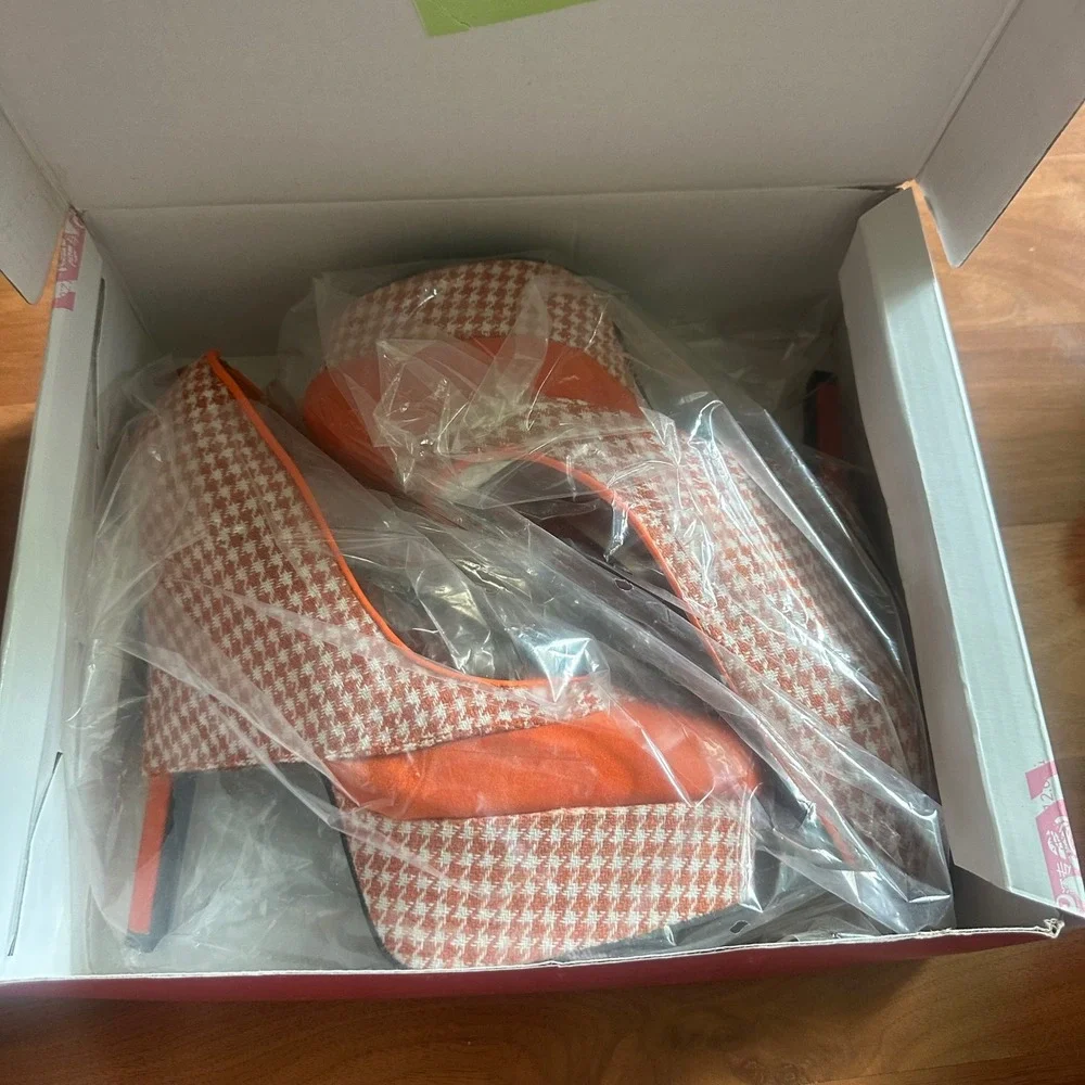 NWT Wild‎ Rose Platform Heels Womens Size 9 Orange Houndstooth Velvet BLASH06